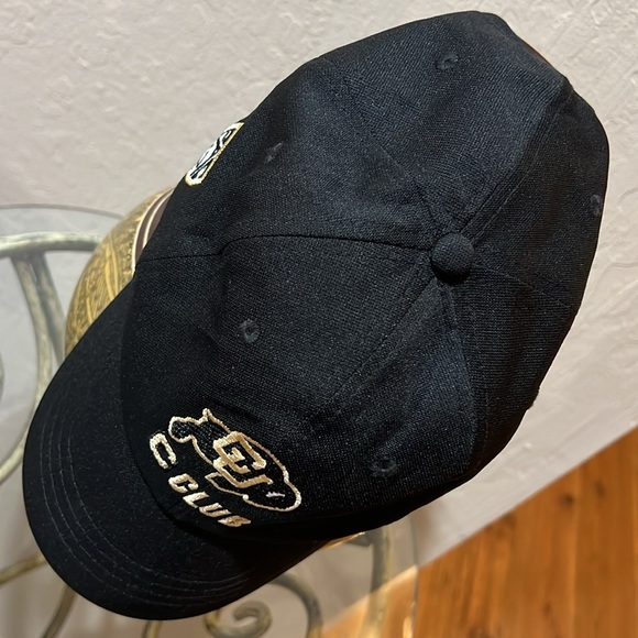 Like New College Football Club Colorado Buffaloes Black & Gold Baseball Cap! - Picture 6 of 8